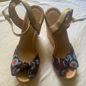 Kate spade floral wedges